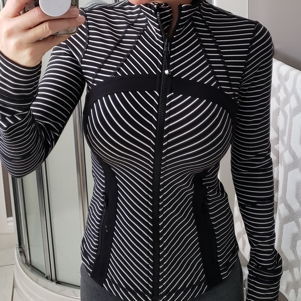 Lululemon define jacket 6 parallel stripe
